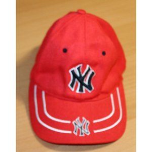 MLB Baseball New York Yankees Logo Snapback Hat Cap One Size Red Adjustable
